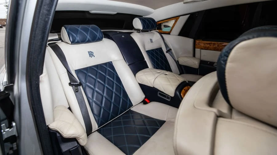 2004 Rolls-Royce Phantom VII - Image 9 of 22