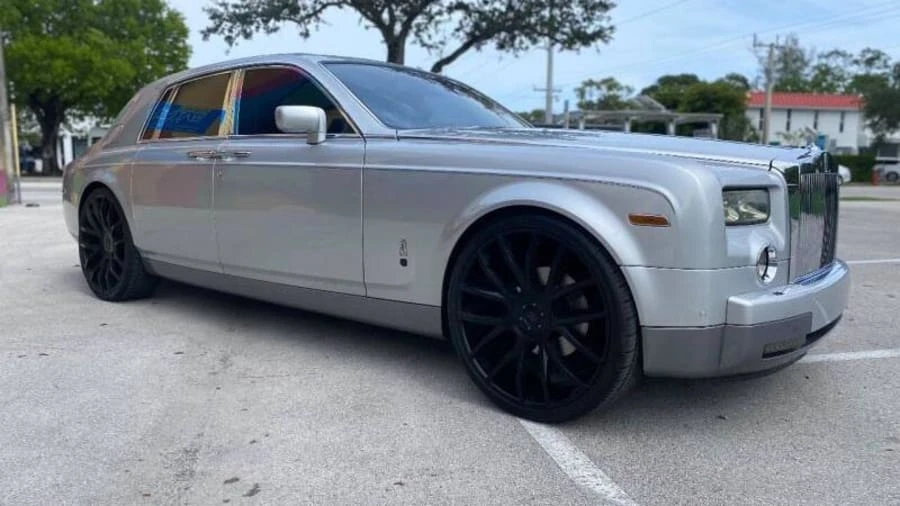 2004 Rolls-Royce Phantom VII - Image 6 of 20