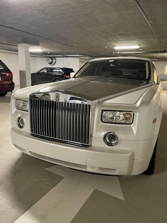 2004 Rolls-Royce Phantom VII - Image 24 of 31