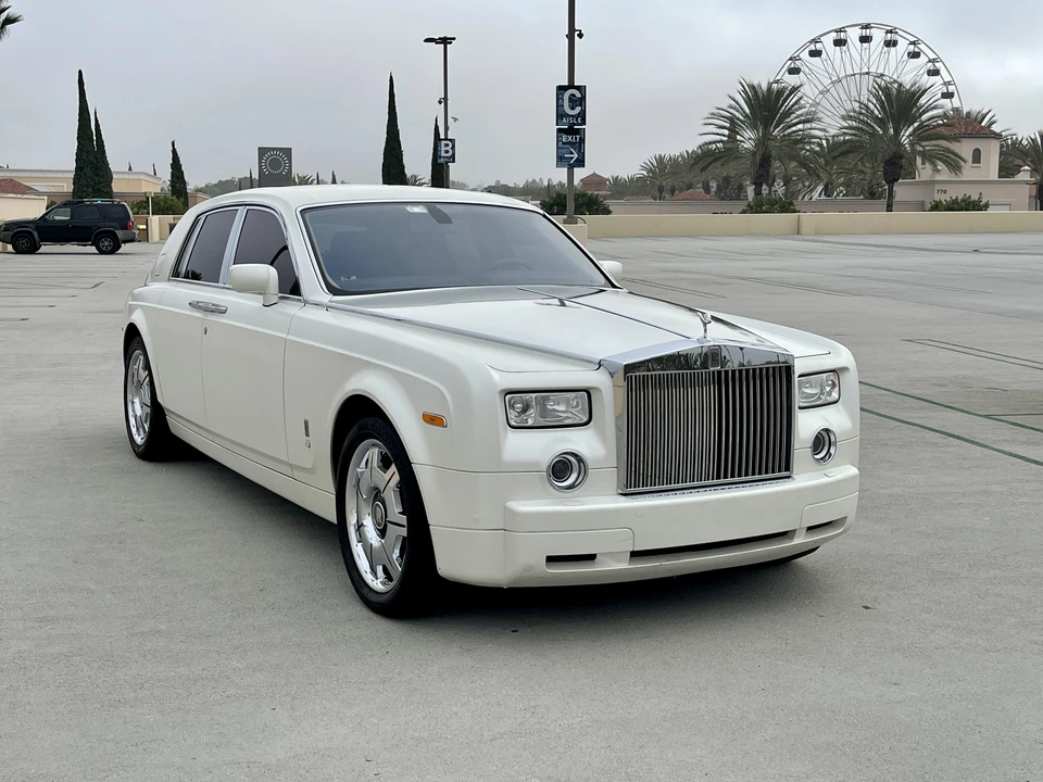 2004 Rolls-Royce Phantom VII - Image 15 of 31