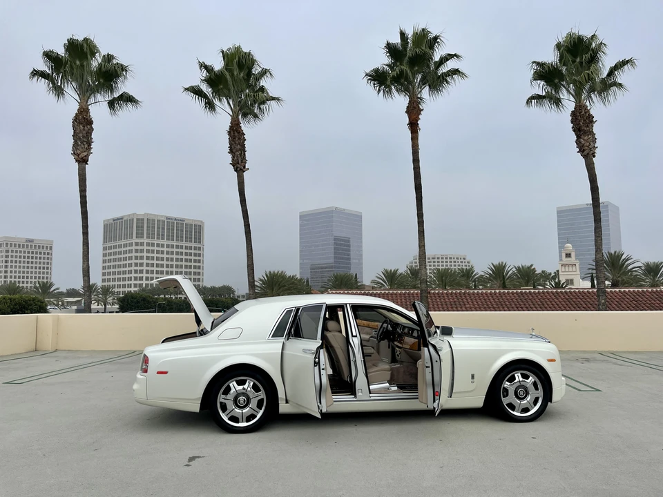 2004 Rolls-Royce Phantom VII - Image 18 of 31