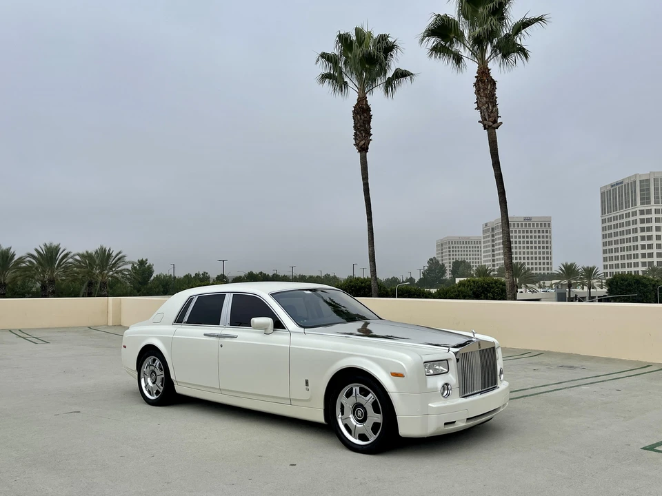 2004 Rolls-Royce Phantom VII - Image 14 of 31