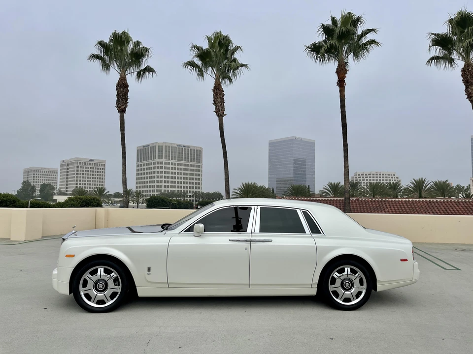 2004 Rolls-Royce Phantom VII - Image 10 of 31