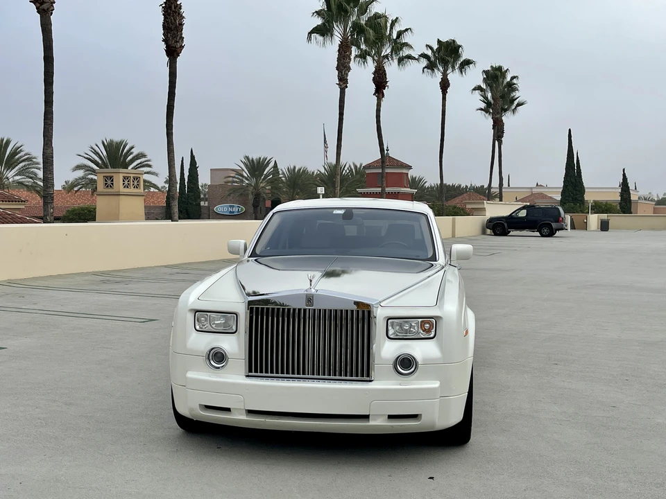 2004 Rolls-Royce Phantom VII - Image 7 of 31