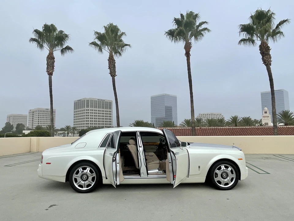 2004 Rolls-Royce Phantom VII - Image 19 of 31