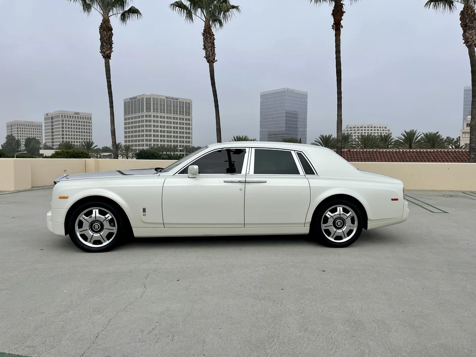 2004 Rolls-Royce Phantom VII - Image 11 of 31