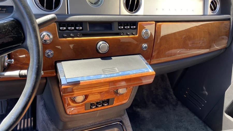 2004 Rolls-Royce Phantom VII - Image 7 of 14