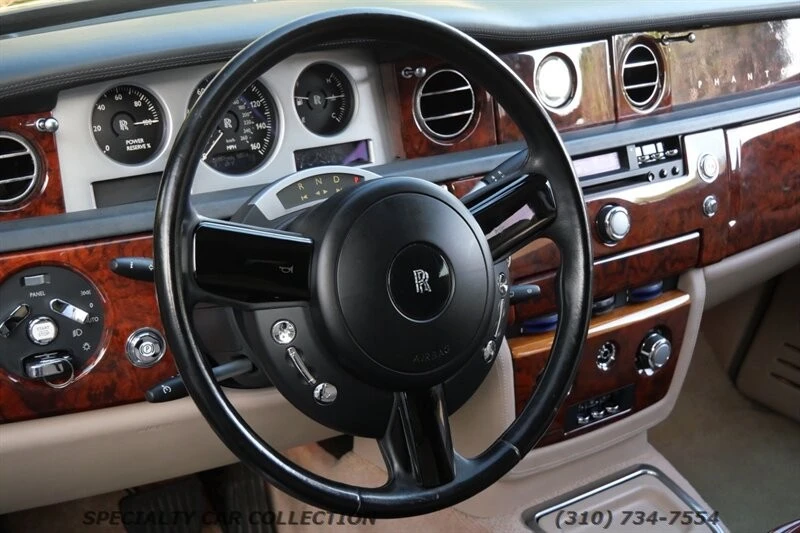 2004 Rolls-Royce Phantom VII - Image 15 of 21