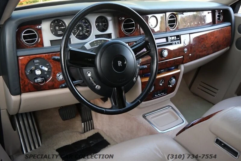 2004 Rolls-Royce Phantom VII - Image 14 of 21