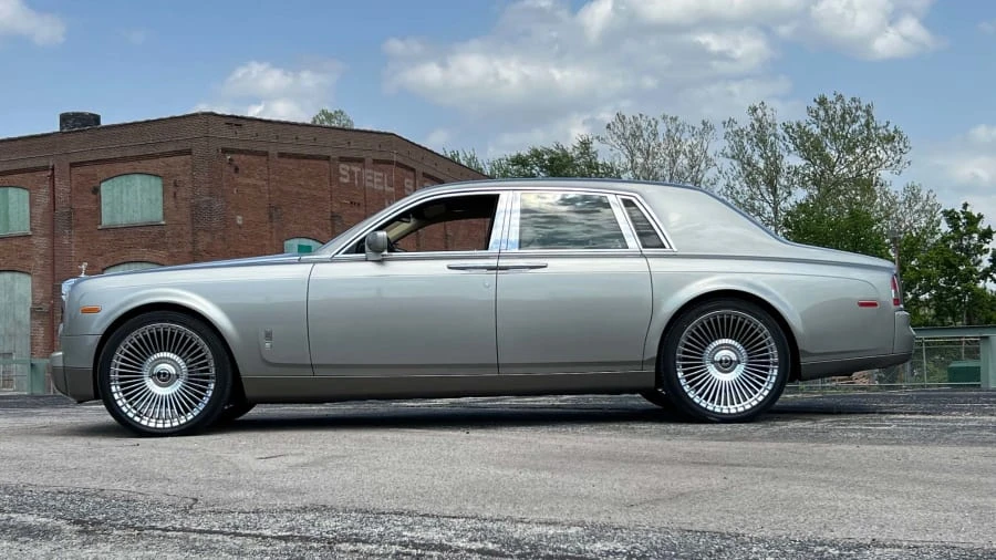 2004 Rolls-Royce Phantom VII - Image 2 of 13