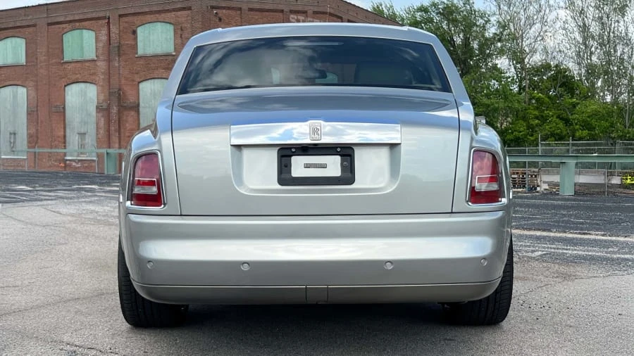 2004 Rolls-Royce Phantom VII - Image 5 of 13