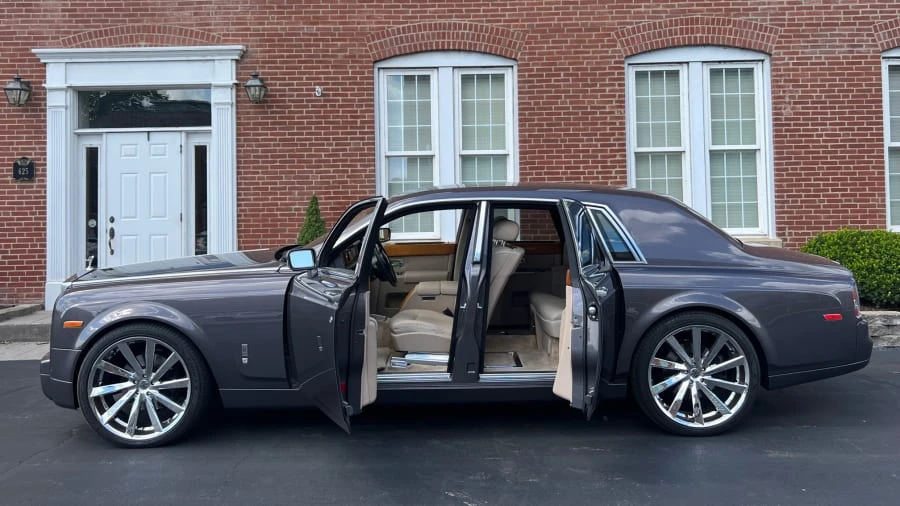 2004 Rolls-Royce Phantom VII - Image 4 of 13