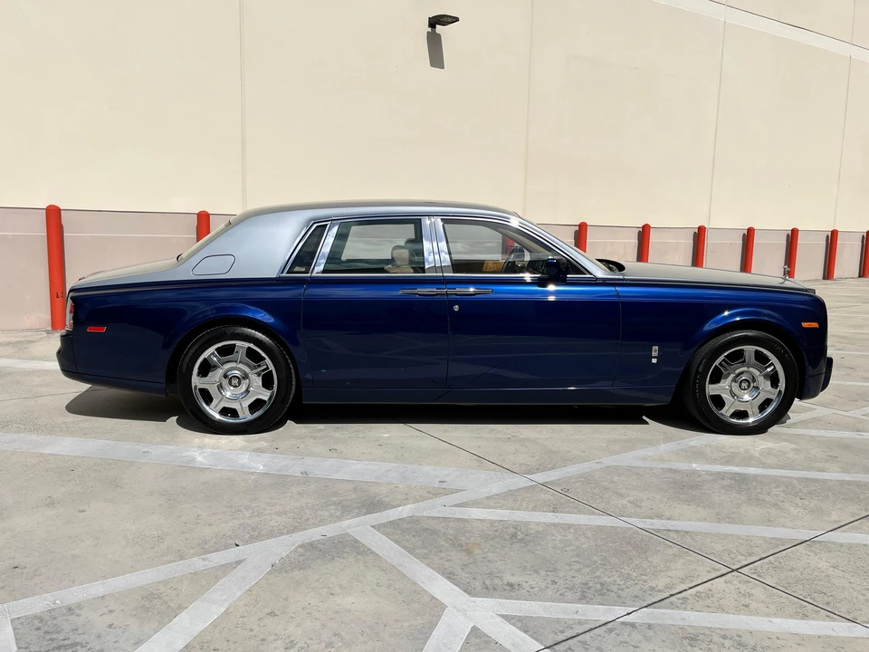 2004 Rolls-Royce Phantom VII - Image 14 of 31
