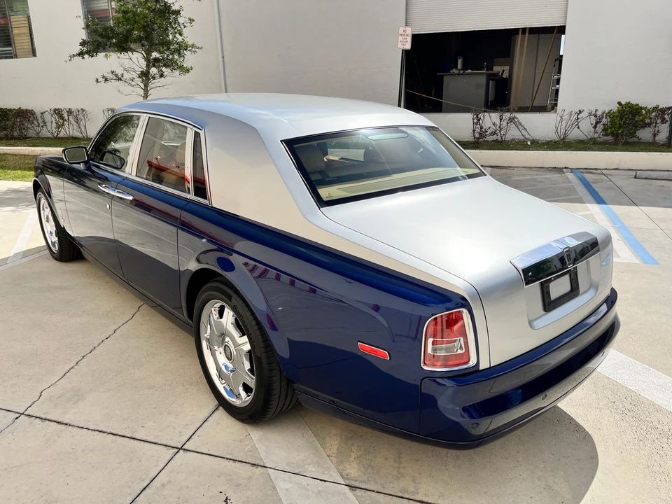 2004 Rolls-Royce Phantom VII - Image 11 of 31