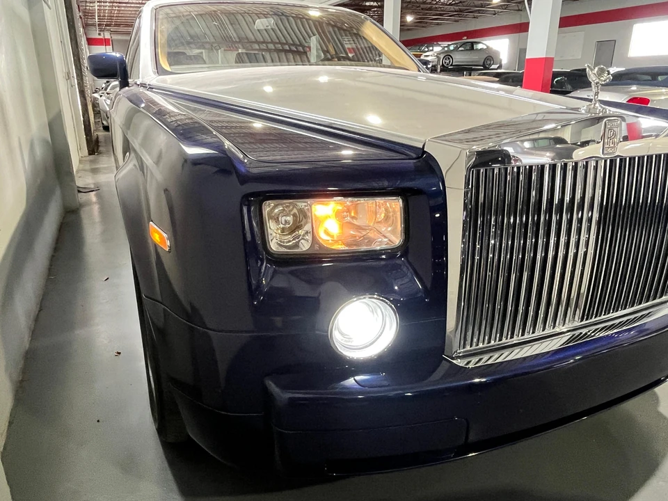 2004 Rolls-Royce Phantom VII - Image 16 of 31