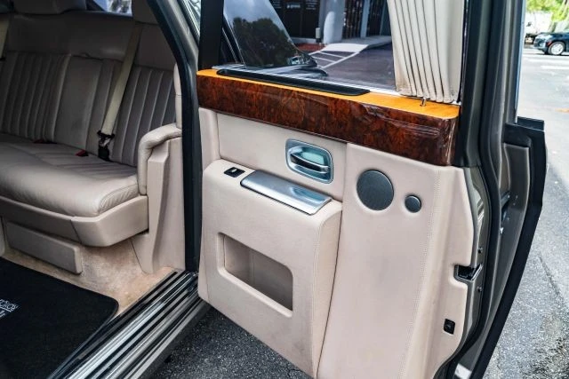 2004 Rolls-Royce Phantom VII - Image 31 of 31