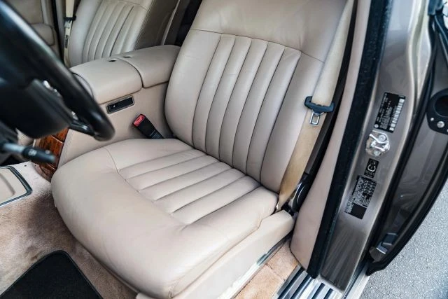2004 Rolls-Royce Phantom VII - Image 24 of 31