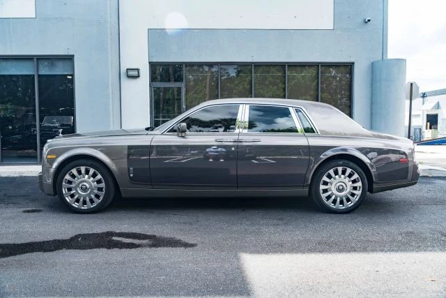 2004 Rolls-Royce Phantom VII - Image 5 of 21