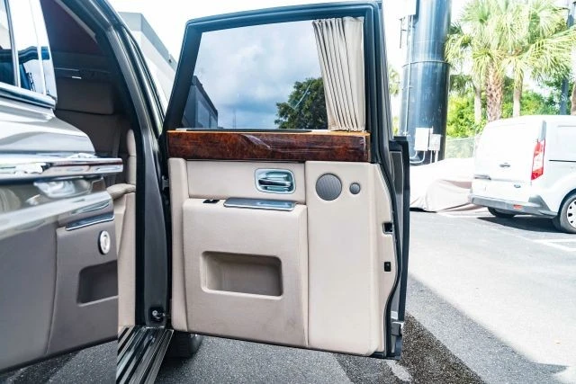 2004 Rolls-Royce Phantom VII - Image 30 of 31