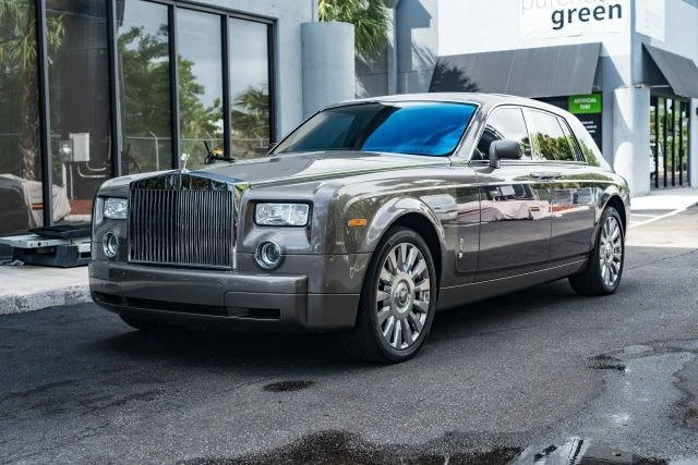 2004 Rolls-Royce Phantom VII - Image 2 of 31