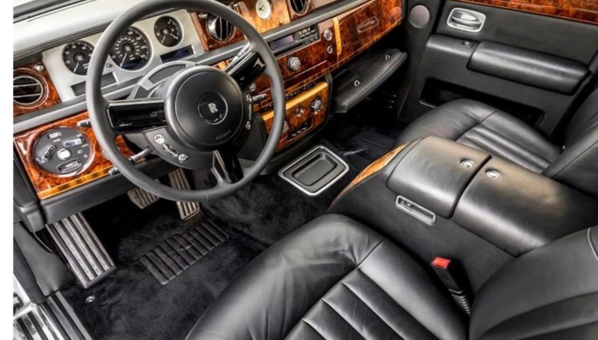 2004 Rolls-Royce Phantom VII - Image 17 of 18