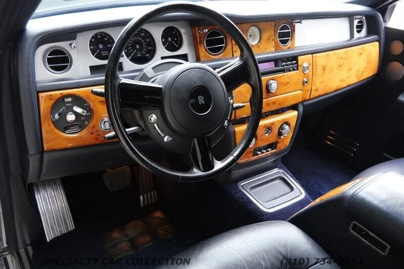 2004 Rolls-Royce Phantom VII - Image 13 of 21