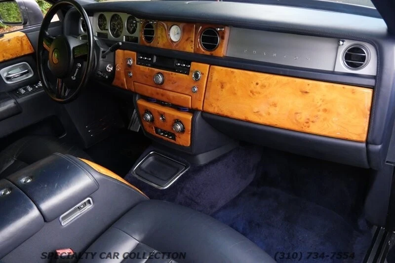 2004 Rolls-Royce Phantom VII - Image 17 of 21