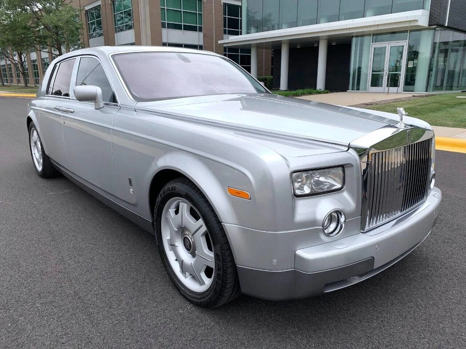 2004 Rolls-Royce Phantom VII - Image 3 of 31