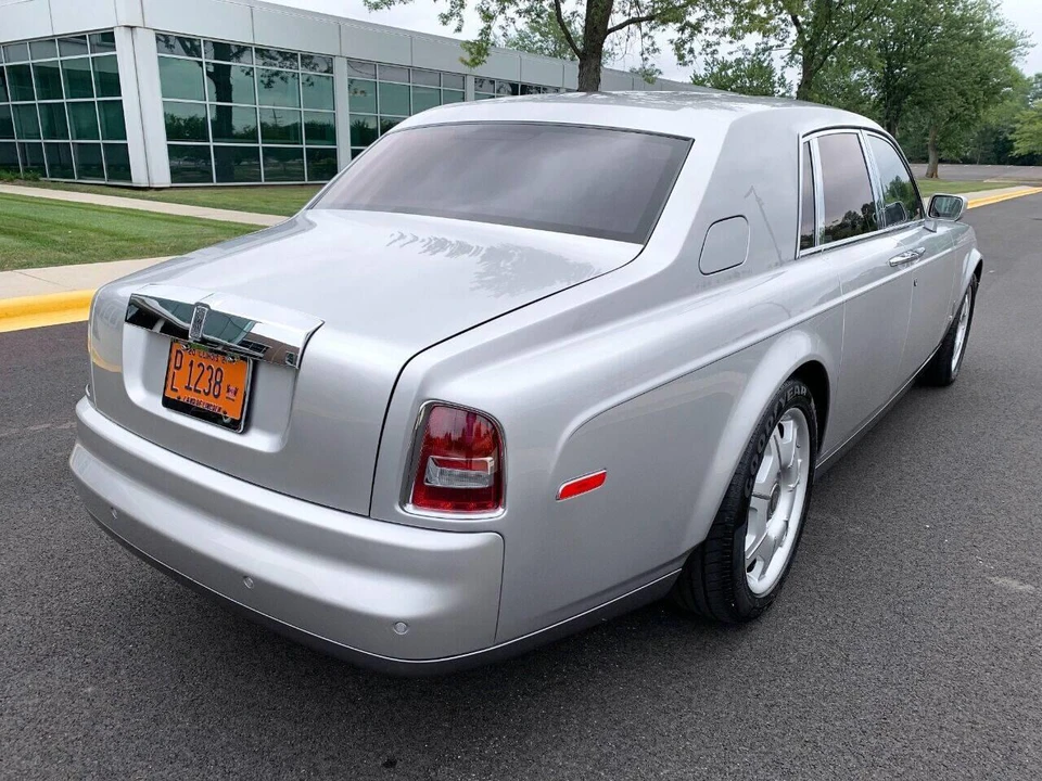 2004 Rolls-Royce Phantom VII - Image 30 of 31