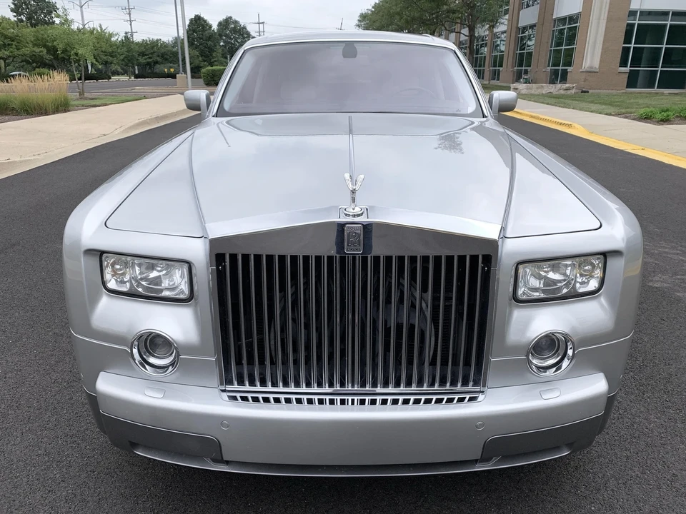 2004 Rolls-Royce Phantom VII - Image 2 of 21