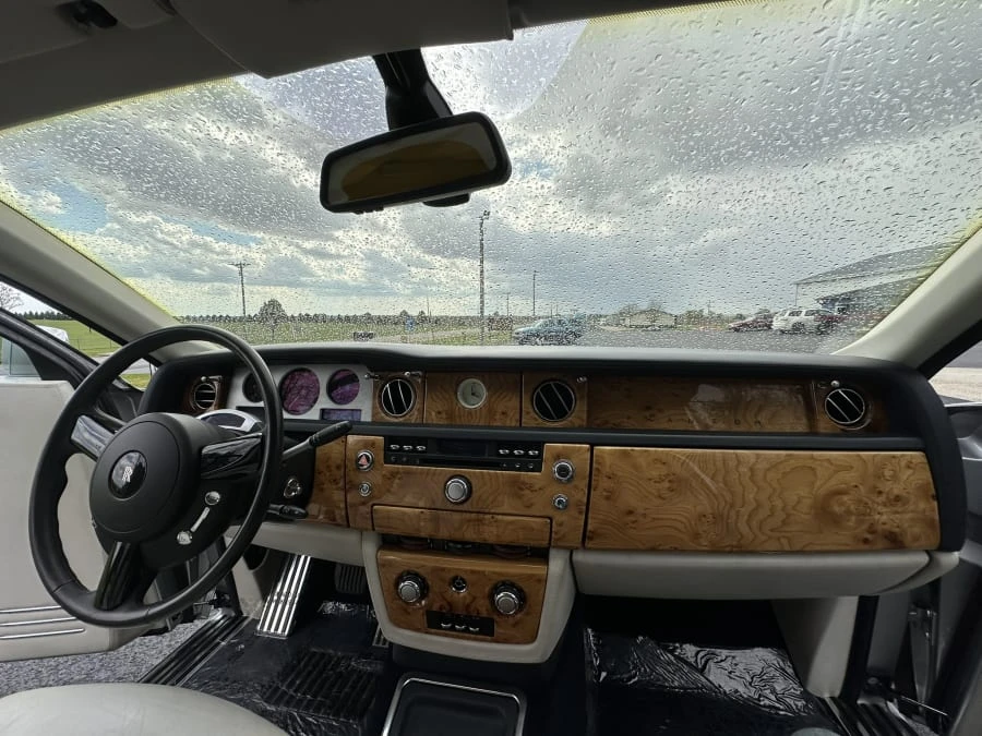 2004 Rolls-Royce Phantom VII - Image 23 of 27