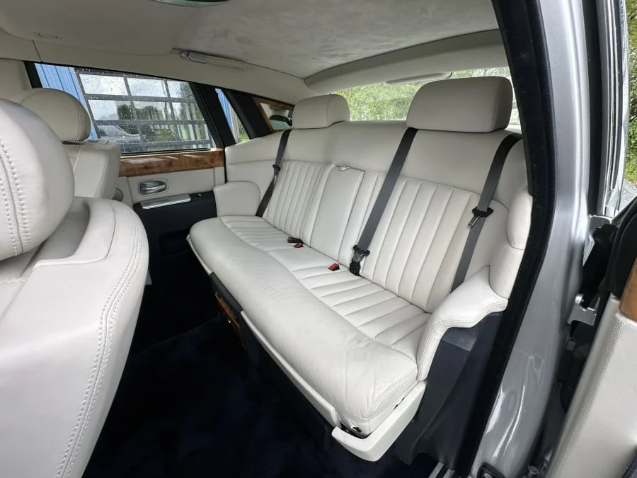 2004 Rolls-Royce Phantom VII - Image 15 of 27