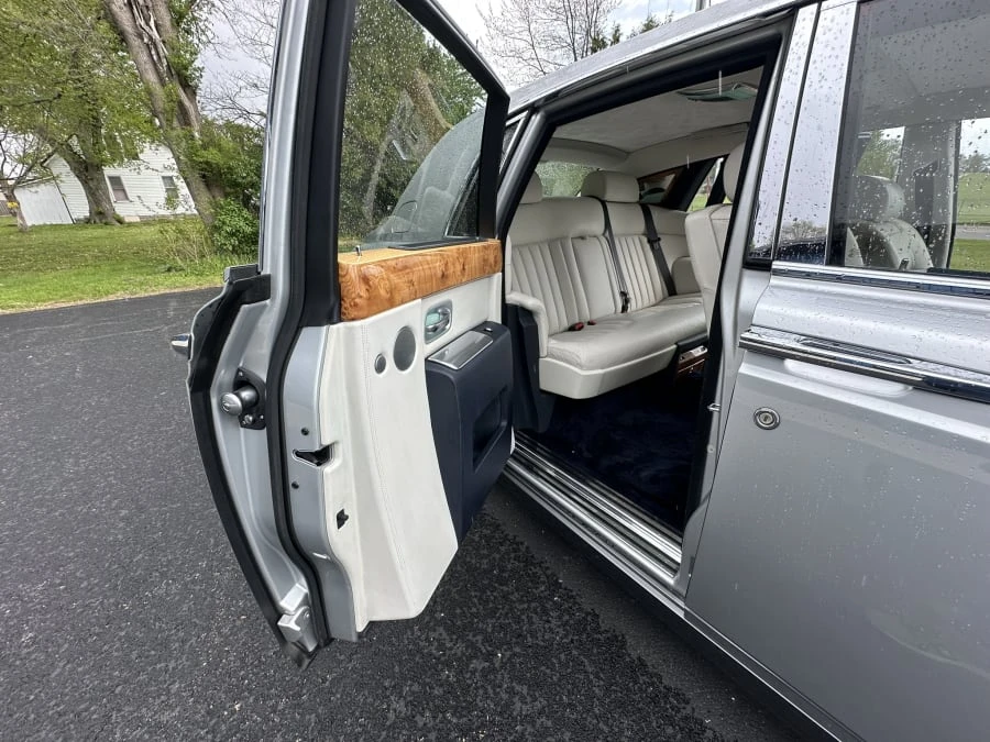 2004 Rolls-Royce Phantom VII - Image 20 of 27