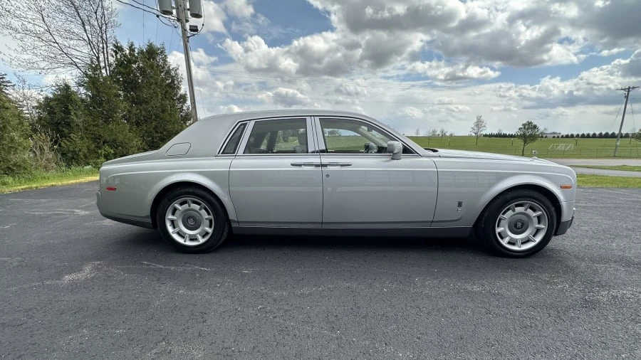2004 Rolls-Royce Phantom VII - Image 7 of 27