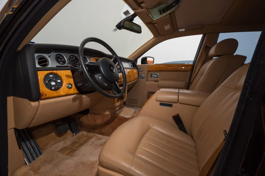 2004 Rolls-Royce Phantom VII - Image 16 of 26