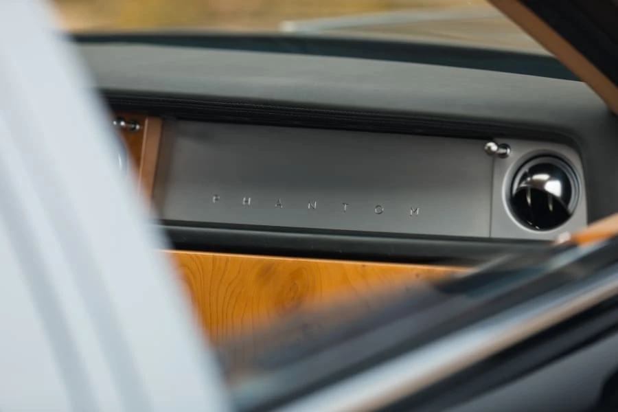 2004 Rolls-Royce Phantom VII - Image 24 of 26