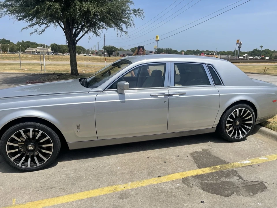 2004 Rolls-Royce Phantom VII - Image 7 of 12