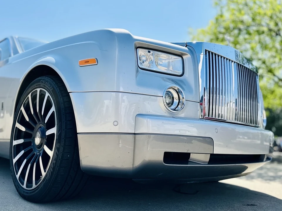 2004 Rolls-Royce Phantom VII - Image 5 of 9