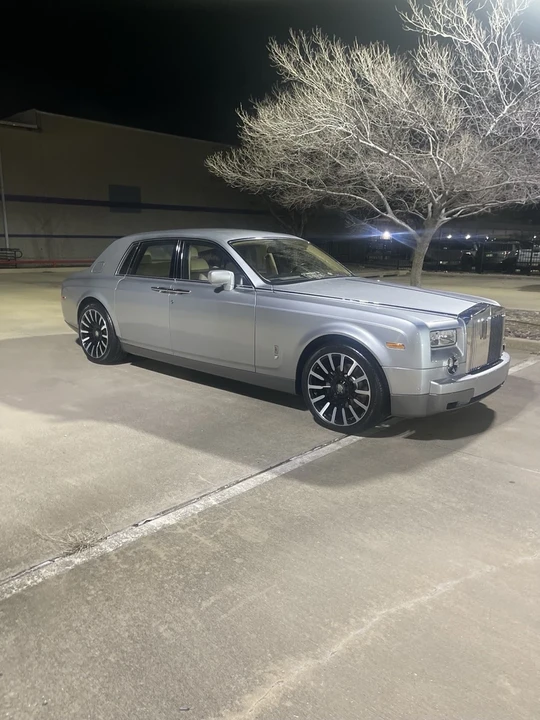 2004 Rolls-Royce Phantom VII - Image 4 of 12