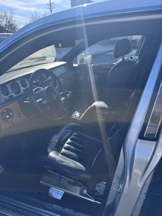 2004 Rolls-Royce Phantom VII - Image 11 of 15