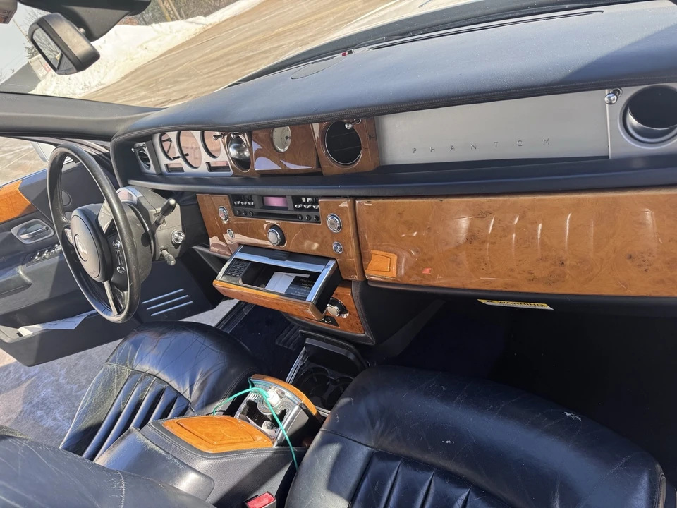 2004 Rolls-Royce Phantom VII - Image 13 of 15