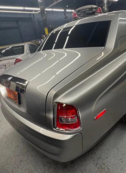 2004 Rolls-Royce Phantom VII - Image 6 of 16