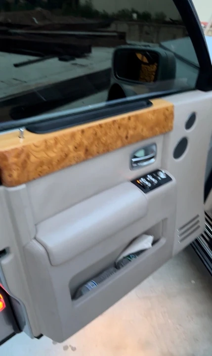 2004 Rolls-Royce Phantom VII - Image 8 of 16