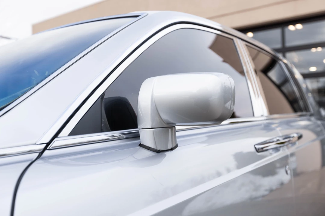2004 Rolls-Royce Phantom VII - Image 7 of 21