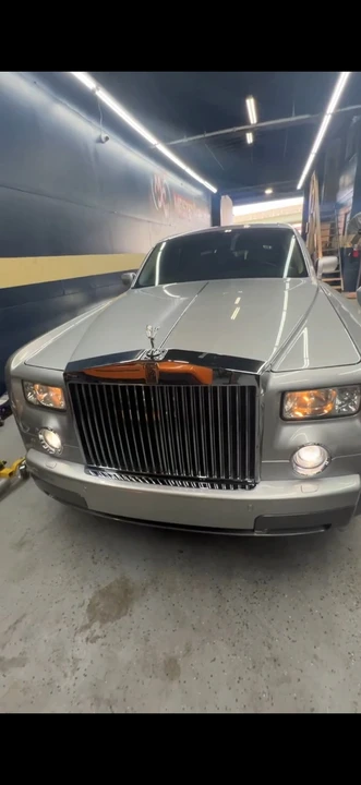2004 Rolls-Royce Phantom VII - Image 4 of 16