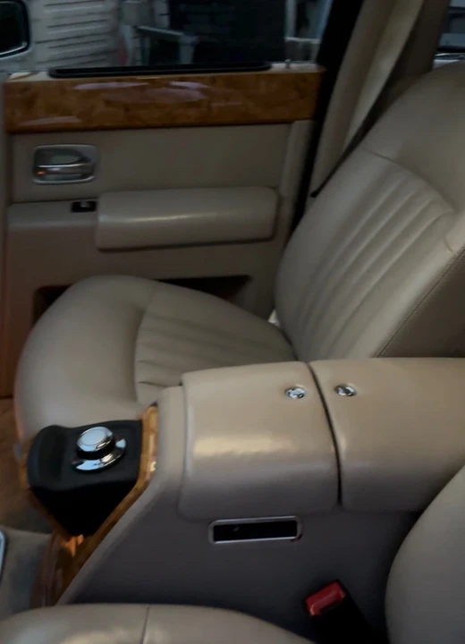 2004 Rolls-Royce Phantom VII - Image 14 of 16