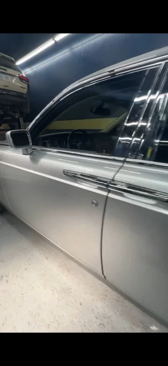 2004 Rolls-Royce Phantom VII - Image 2 of 16