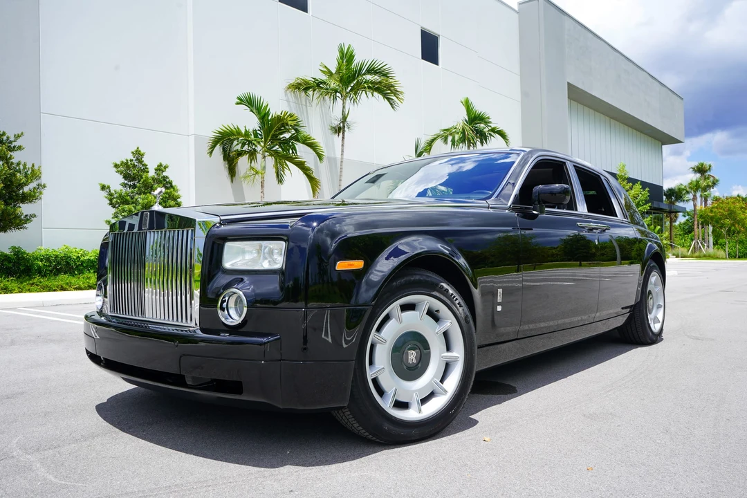 2004 Rolls-Royce Phantom VII - Image 6 of 31