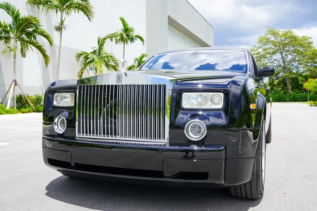 2004 Rolls-Royce Phantom VII - Image 3 of 31