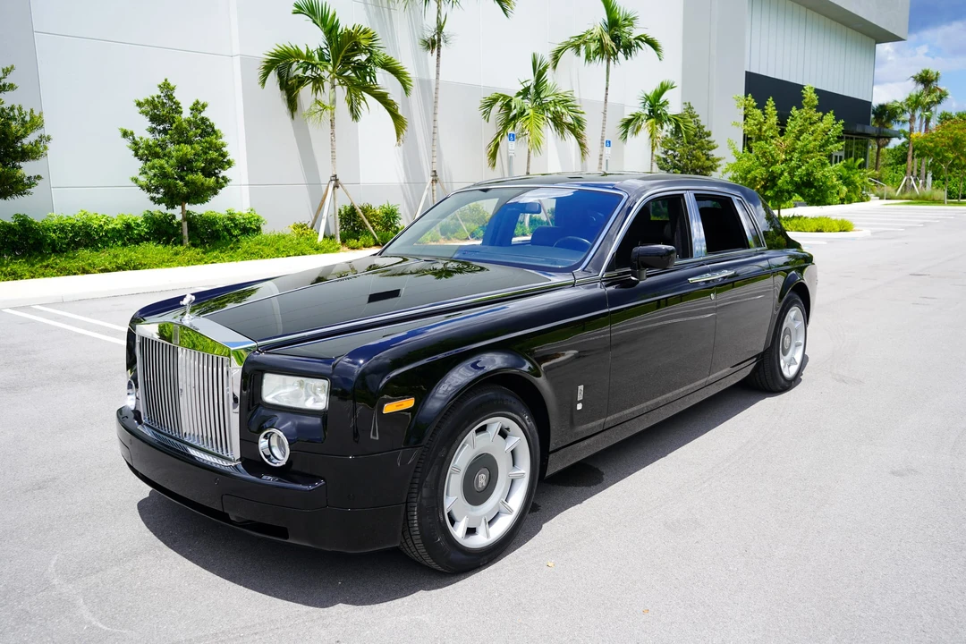 2004 Rolls-Royce Phantom VII - Image 11 of 31